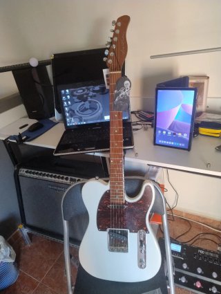 Guitarra Eléctrica Larry Carlton T7 Antique White