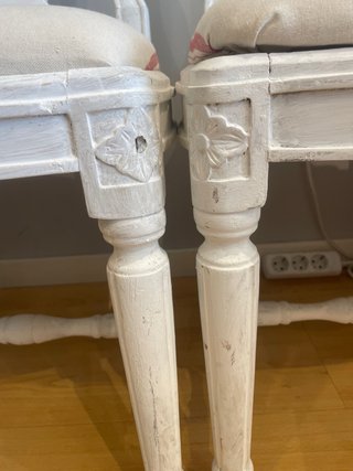 Pareja de sillas restauradas