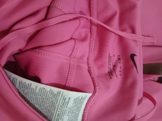 Conjunto deportivo Nike rosa