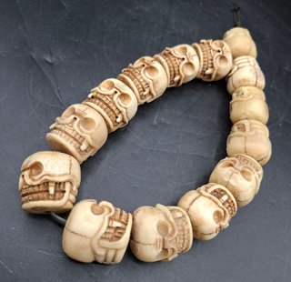 Rosario Tibetano Mala con Calaveras
