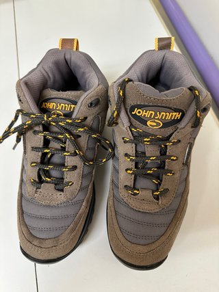 Botas trekking John Smith Talla 37