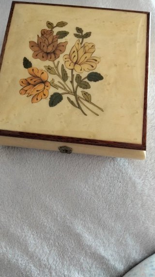 Caja de música madera italiana vintage