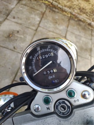 Suzuki Marauder 125cc Cruiser Negra