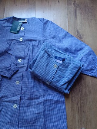 Batas infantiles azul a cuadros vichy