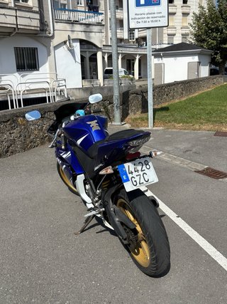 Yamaha YZF 125cc Edición Especial 2010