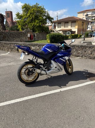 Yamaha YZF 125cc Edición Especial 2010