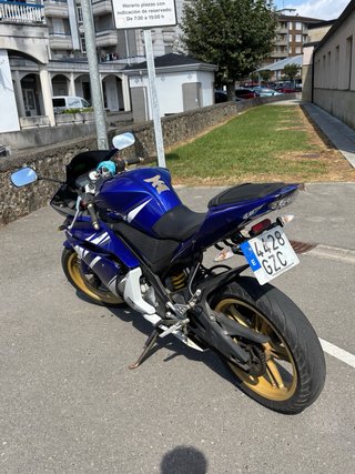 Yamaha YZF 125cc Edición Especial 2010