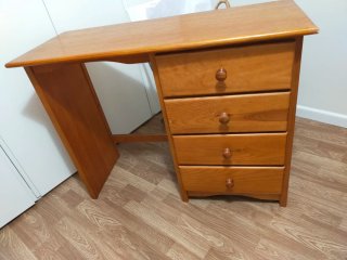 Escritorio madera clásico infantil
