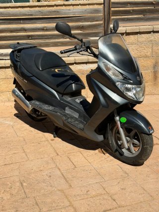 Suzuki Burgman 125 - Documentación al día