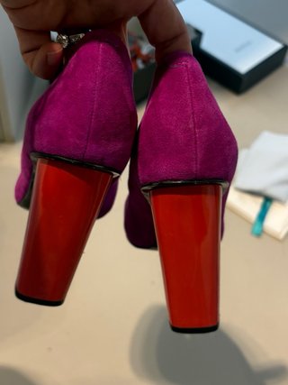 Zapatos Aldo Ante Morado y Rojo Talla 39