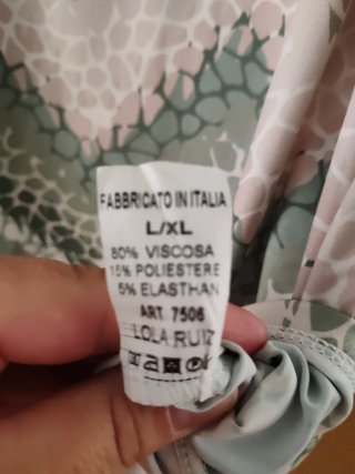 Camiseta LOLA & PUSH verde y beige Talla XL