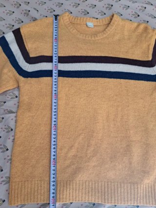 Jersey amarillo con rayas
