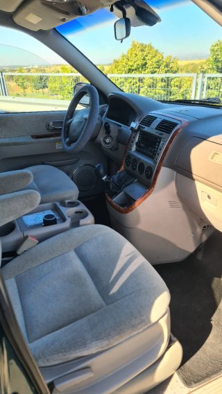KIA Carnival 2006