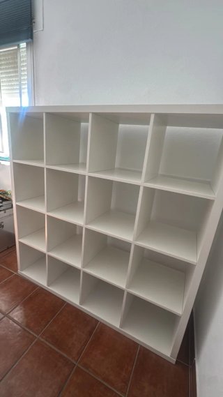 Estantería modular blanca