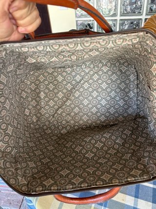 Bolso de viaje de cuero, muy poco uso