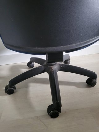 Silla de oficina azul