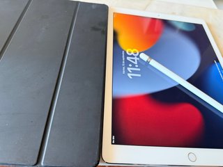 iPad Pro 2ª Gen + Apple Pencil + Caja + Funda