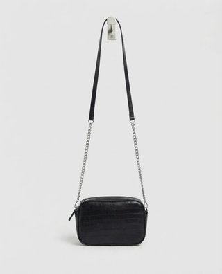 Bolso bandolera negro efecto cocodrilo