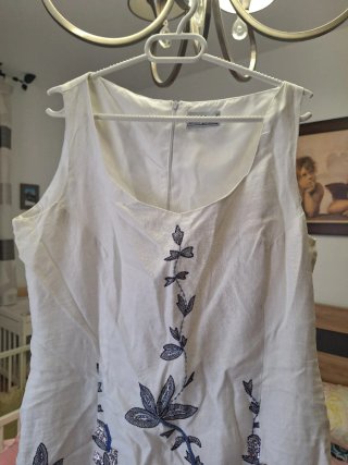Vestido blanco bordado floral