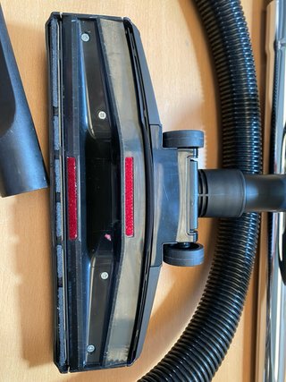 Aspirador Hanseatic Negro