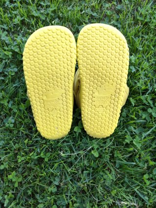 Bernia Zapato Feroz. Talla 27