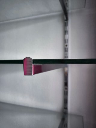 5 Estanterías expositores cristal y metal plateado