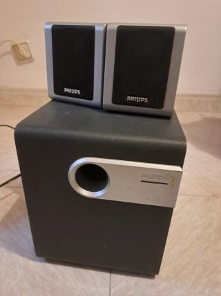 Equipo de Sonido 2.1 Philips