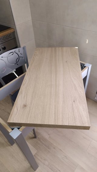 Mesa de cocina + 2 sillas