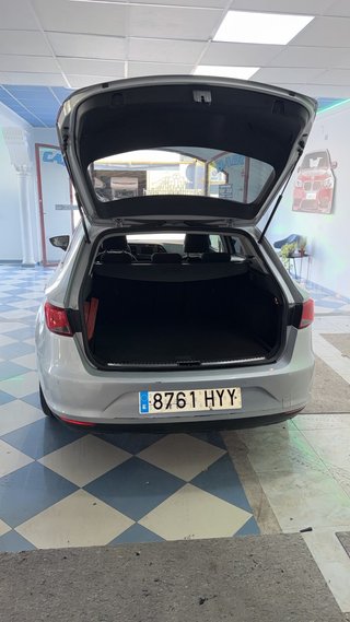 SEAT LEÓN 1.6 115 CV 2011 — DISTRIBUCIÓN HECHA