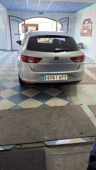 SEAT LEÓN 1.6 115 CV 2011 — DISTRIBUCIÓN HECHA