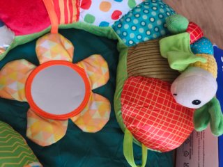 Cojín Tummy Time Gusano Juguete Bebé