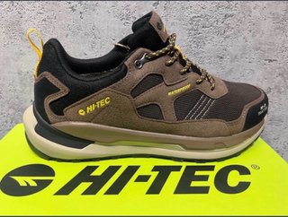 Zapatilla Trekking  Hi-Tec Waterproof Negra/Marrón
