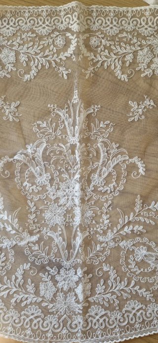 Mantilla Fallera Media Luna Infantil