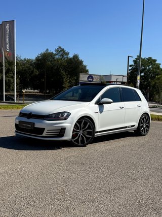 Volkswagen Golf 2015
