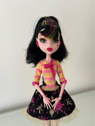Muñeca Monster High Draculaura Art Class