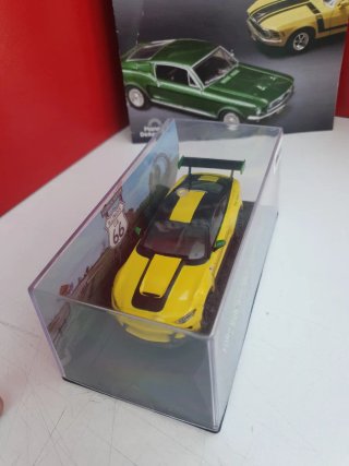 Maqueta Ford Mustang Ole Yeller 1/43