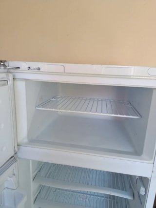 Nevera pequeña Indesit