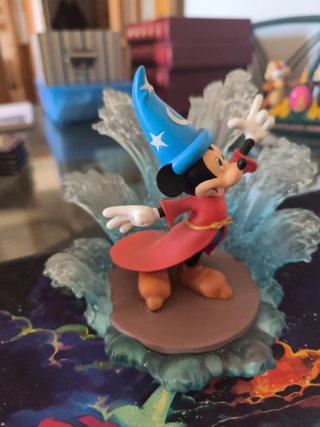 Figura Mickey Mago Parques Disney