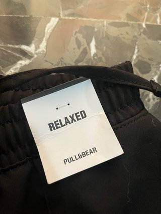 Pantalón Pull&Bear Negro Talla M