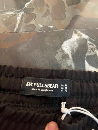Pantalón Pull&Bear Negro Talla M