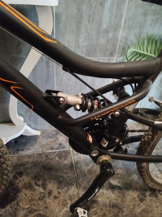 Bicicleta de Montaña Negra
