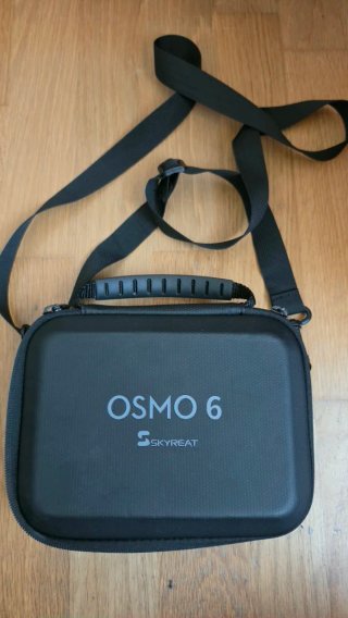 DJI Osmo 6 con estuche y funda