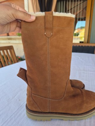 Botas de piel forradas