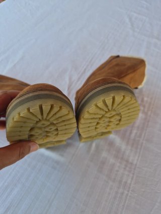Botas de piel forradas