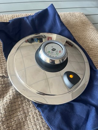 Olla AMC 3.5L con Tapa de Vapor