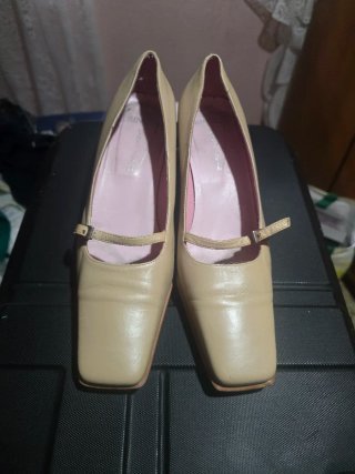 Zapatos tacón Mary Jane beige
