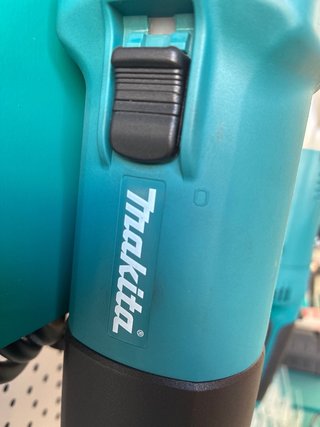Alquiler Radial 125 Makita