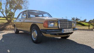 Mercedes-Benz w123 1983