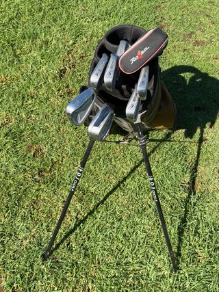Bolsa de golf con palos