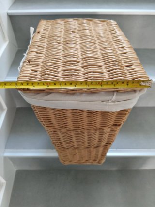 Cesta de mimbre para ropa sucia